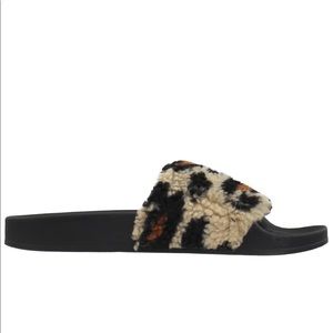 Steve Madden Shear Faux Fur Leopard Slippers new in box